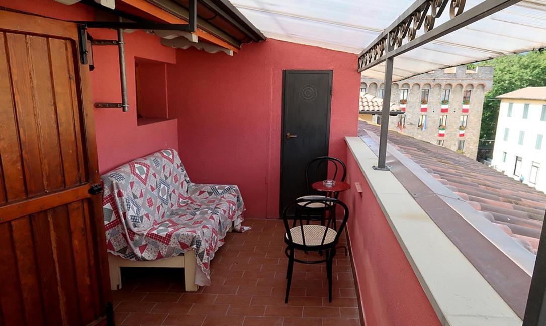 פירנצולה Albergo Ristorante La Rocca מראה חיצוני תמונה